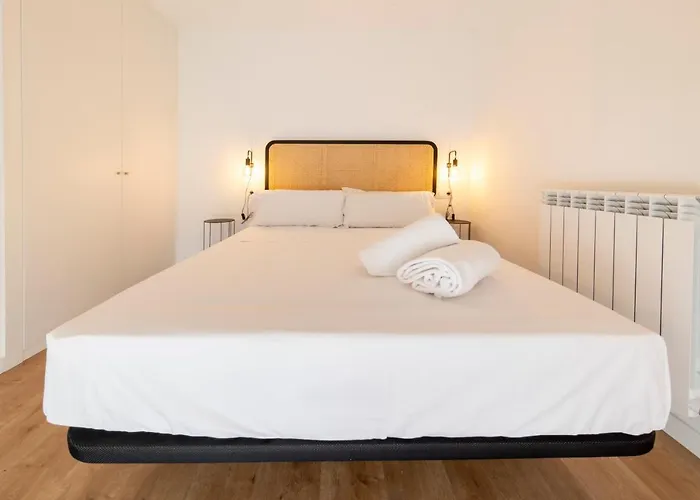 Dwo Abaster アパート *