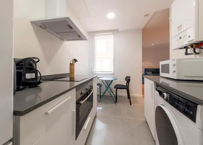 Dwo Abaster アパート