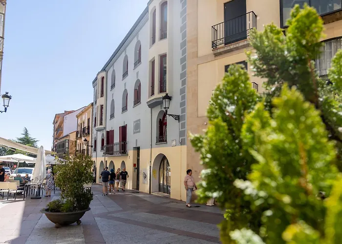 Dwo Abaster アパート *