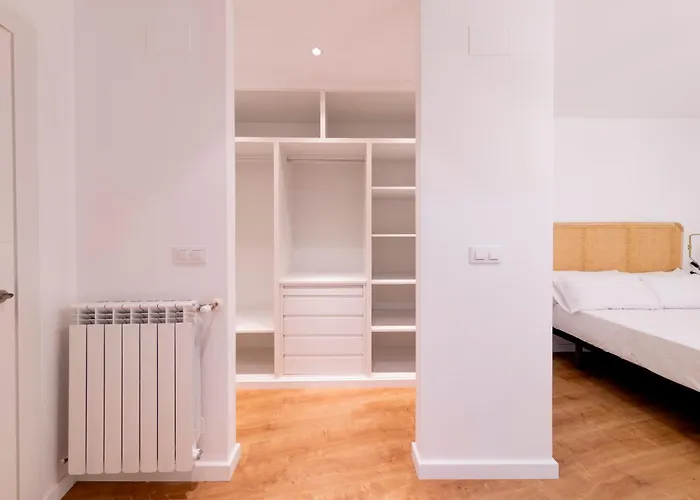 アパート Dwo Abaster